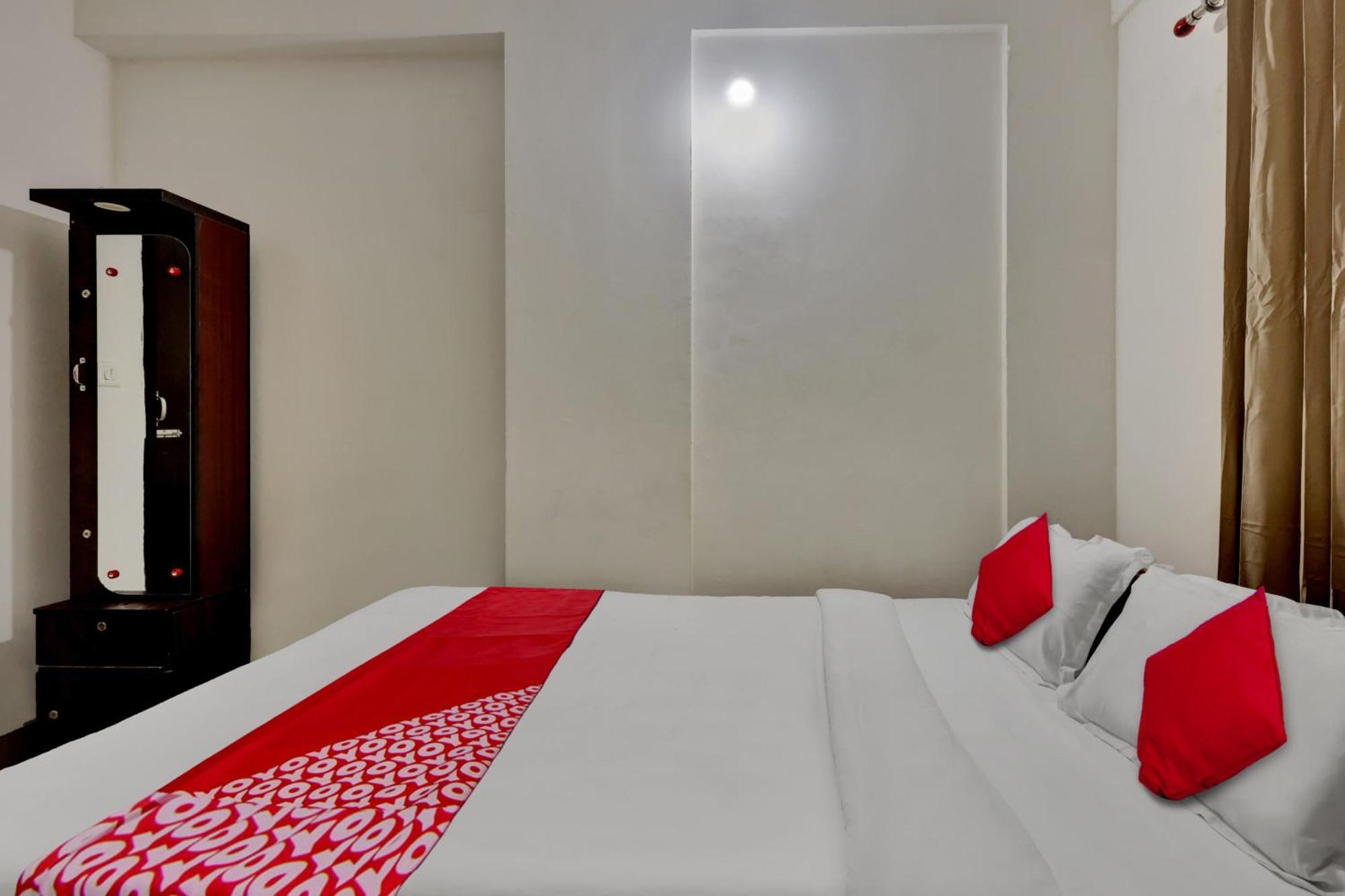 Oyo Flagship Larica Green Valley Guwahati Buitenkant foto