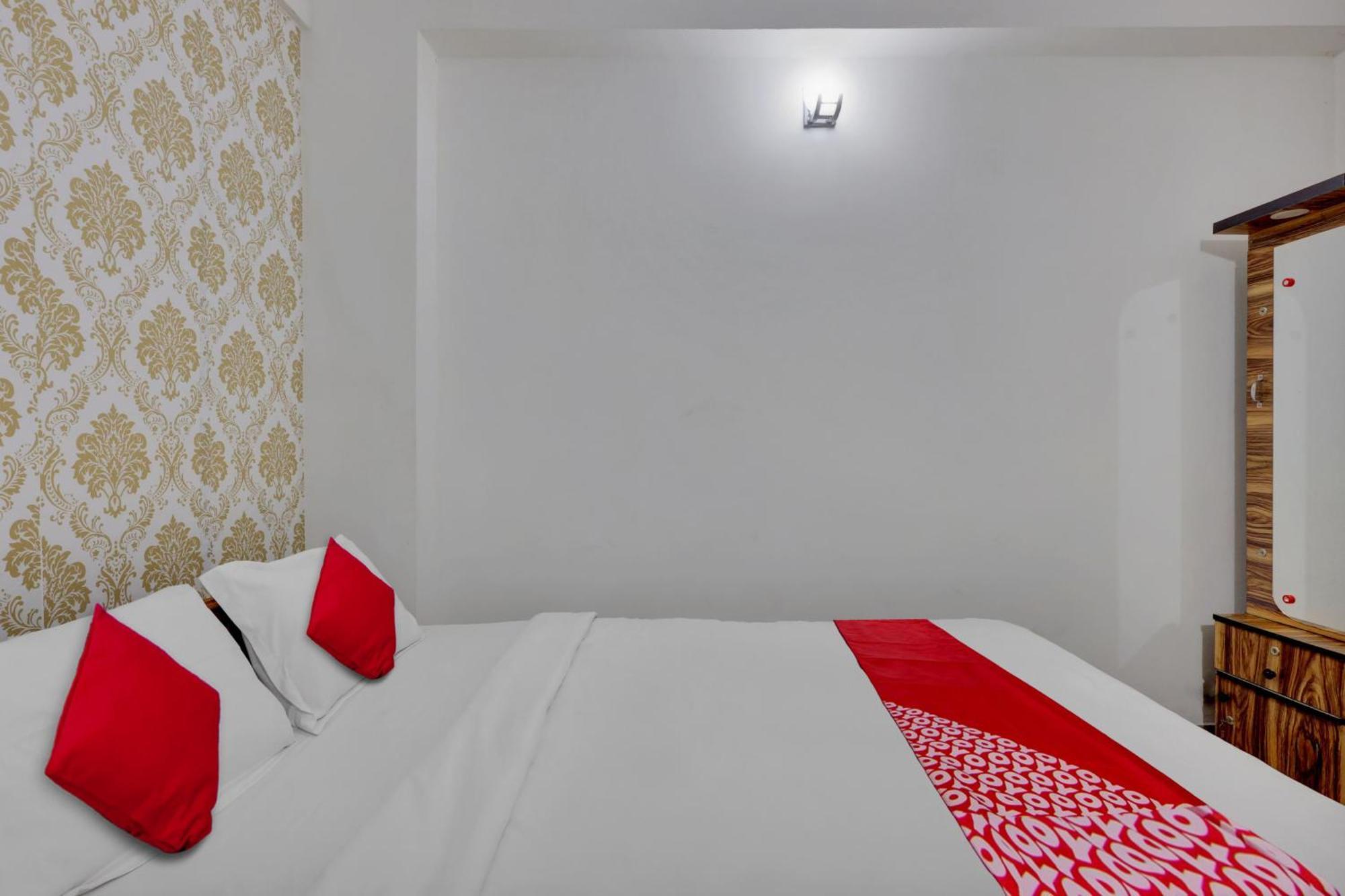 Oyo Flagship Larica Green Valley Guwahati Buitenkant foto